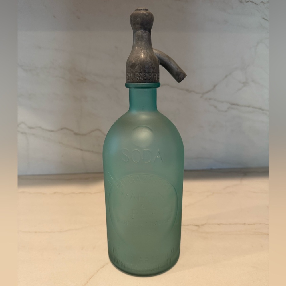 Vintage "Martin & Freres Cie. Eau Gazeifiee" Soda Seltzer Bottle